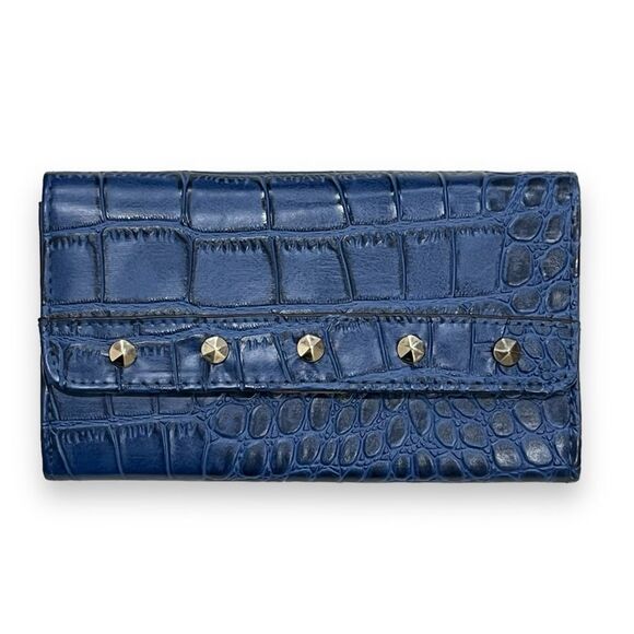 Jessica Simpson Blue Croc Wallet - Picture 1 of 14